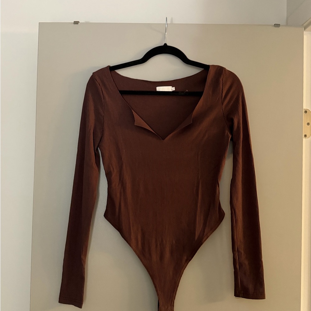 Meshki V neck Long Sleeve Bodysuit